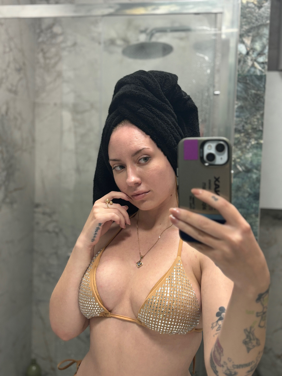 Nude girl KateV in Nouakchott