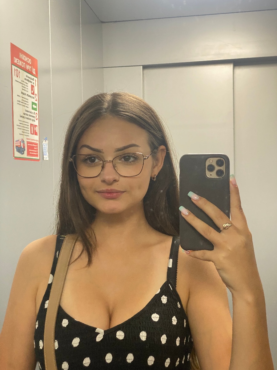 Sexy model Stacy in Nouakchott